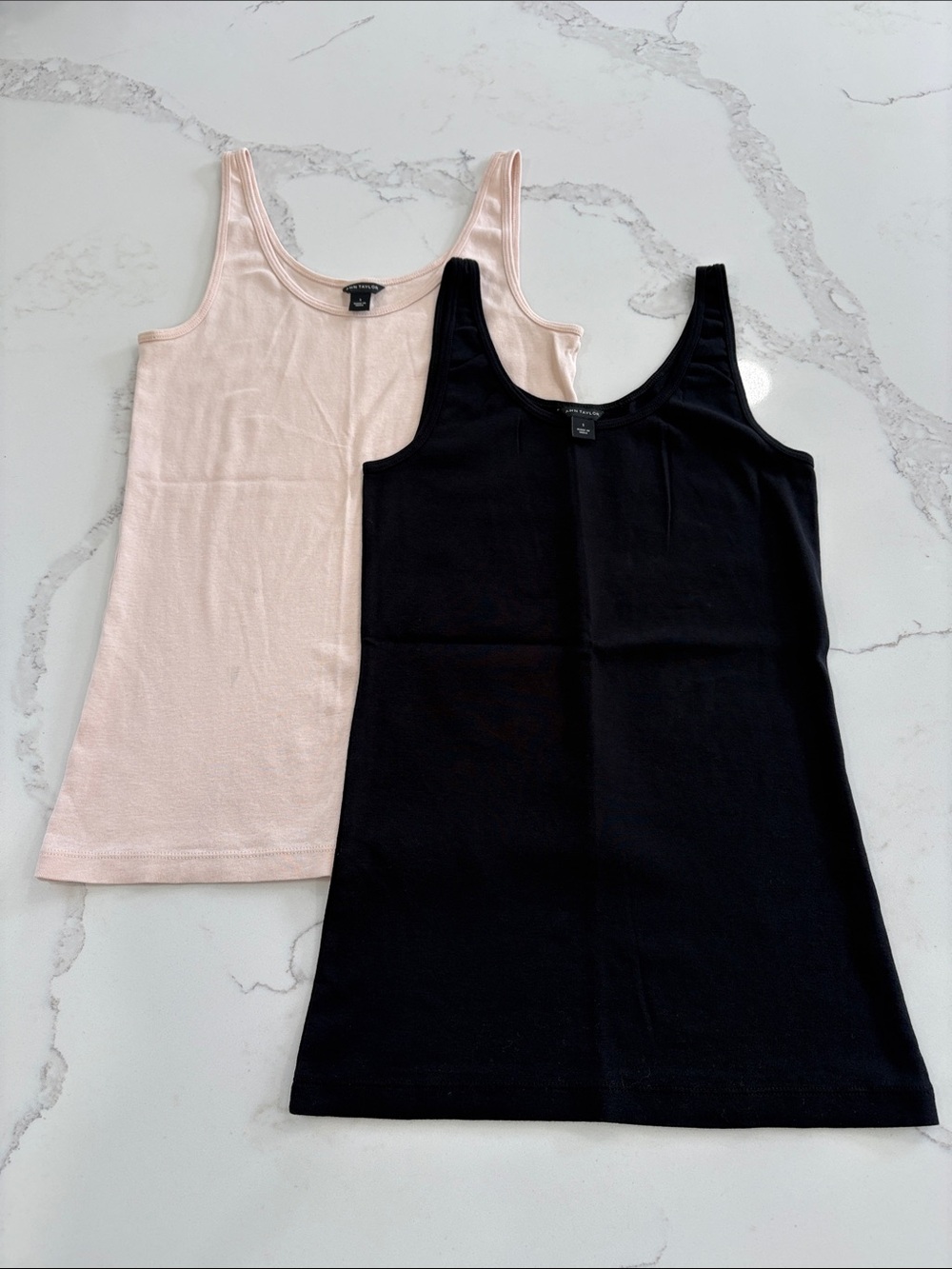 Ann Taylor Scoop Neck Tank Tops Set of 2 - Black & Blush Size Small